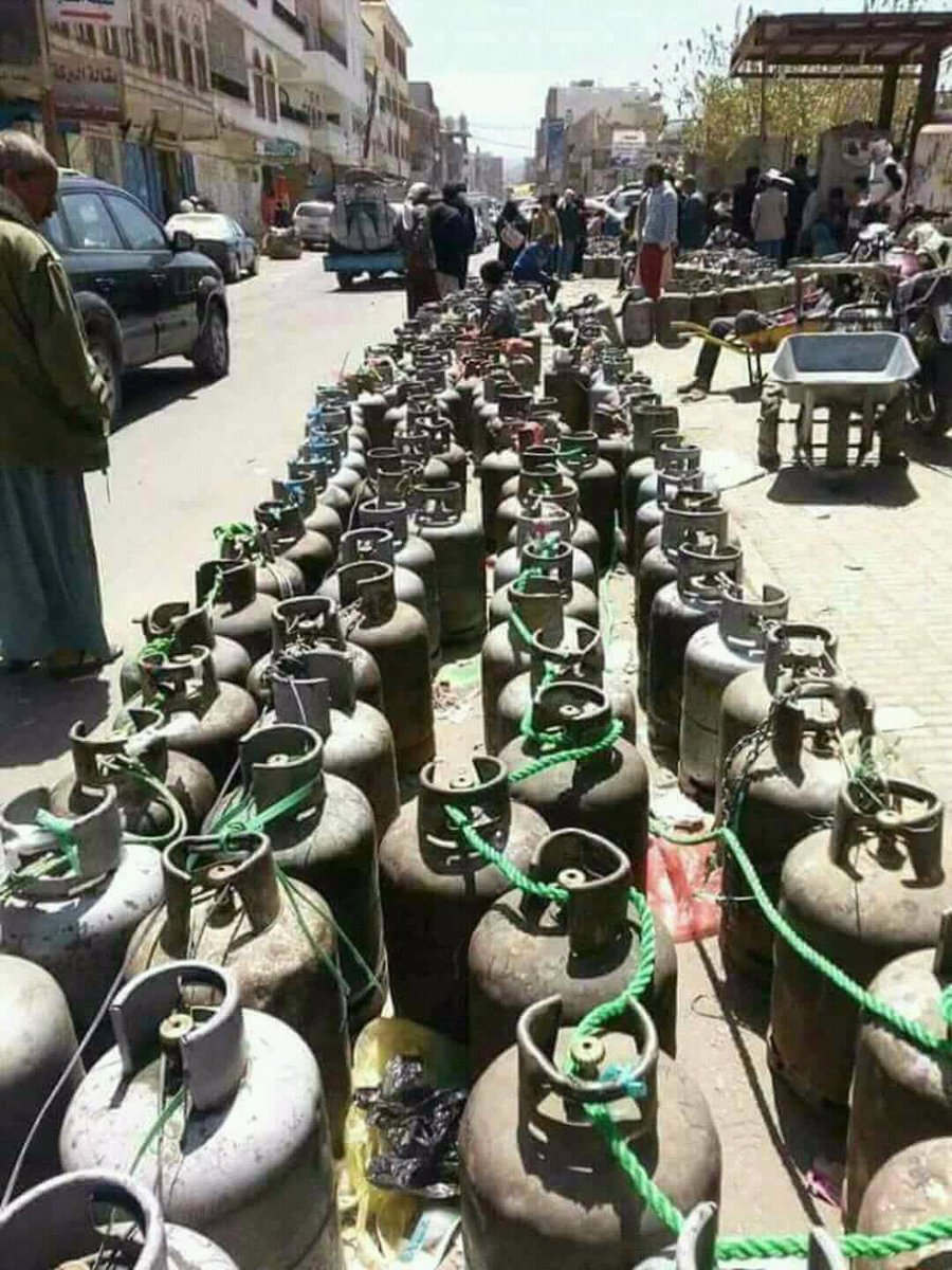 طوابير الغاز هل هي قدر اليمنيين في استقبال رمضان؟!