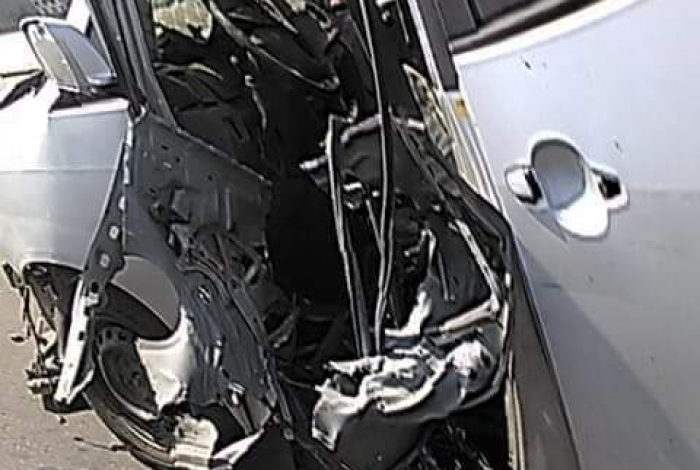 صورة لحج.. انفجار سيارة ضابط شرطة في الحوطة