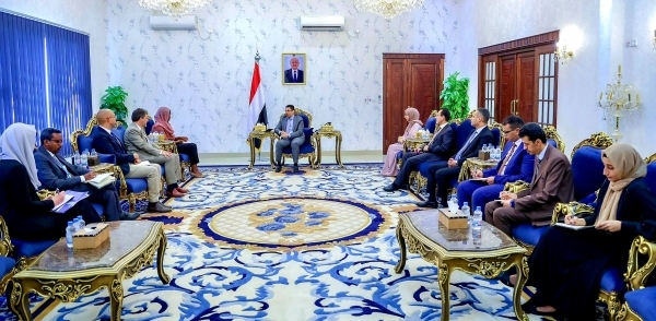 صورة الحكومة اليمنية تطالب الأمم المتحدة بتحويل مخصصات الاستجابة الإنسانية عبر البنك المركزي في عدن