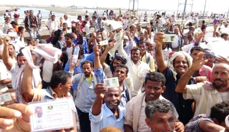 صورة قرار عاجل للرئيس العليمي حول الموظفين المبعدين عن وظائفهم في المحافظات الجنوبية “تفاصيل”