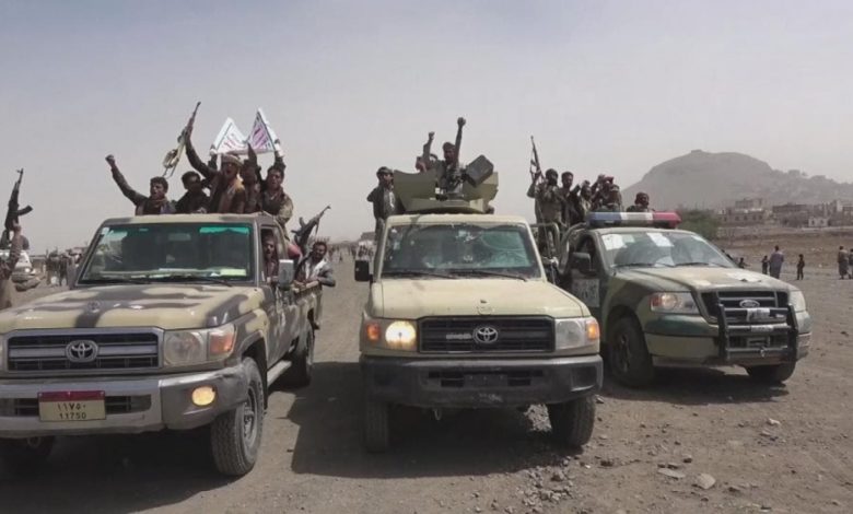 صورة مليشيا الحوثي تدفع بتعزيزات عسكرية كبيرة نحو الجنوب “ماذا يحدث؟”