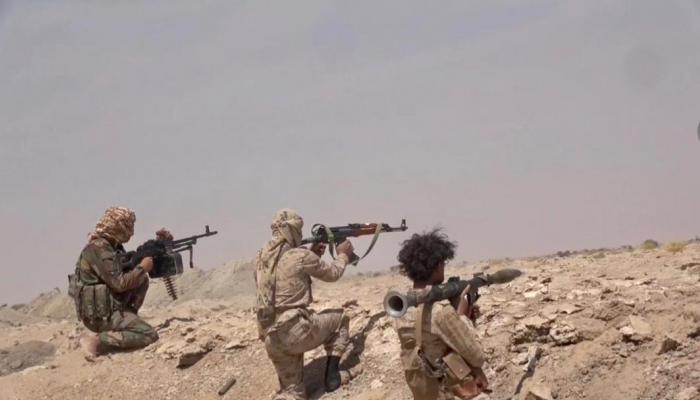 قوات الجيش تعلن استعادة عدة مواقع في الكسارة غرب مأرب بعد ساعات من سيطرة مليشيات الحوثي عليها "تفاصيل"