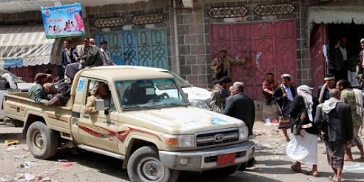 صورة انتهاكات الحوثيين مستمرة.. وفاة أسير تحت التعذيب في سجون صنعاء واختطاف شابين في إب