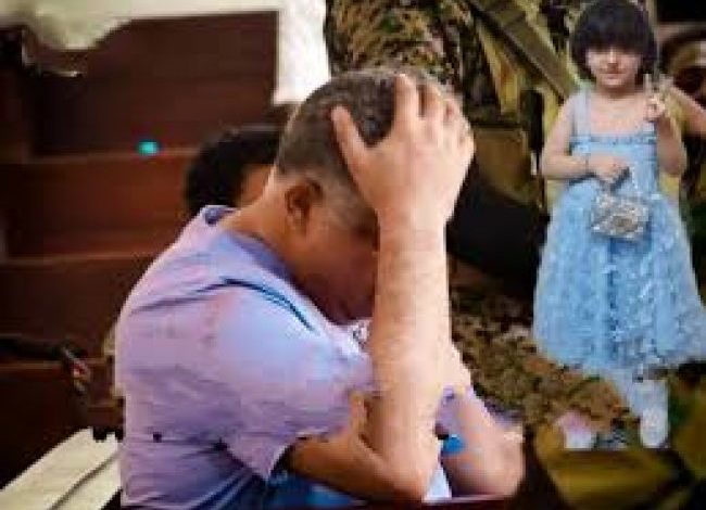 صورة محكمة الاستئناف تصدر حكمها في قضية الطفلة حنين البكري