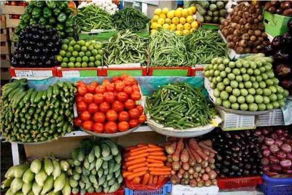 صورة أسعار الخضروات والفواكه اليوم السبت بأسواق عدن