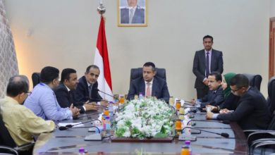 صورة لجنة الطوارئ والحكومة تتابع تطورات الوضع الوبائي لفيروس كورونا “تفاصيل”