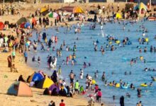 صورة وفاة 6 أشخاص غرقا في أحد سواحل عدن وتحذيرات خطيرة لمرتادي البحر