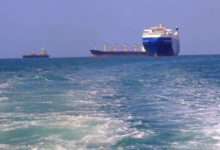 صورة الاتحاد الأوروبي يؤكد تأمين 100 سفينة تجارية في البحر الأحمر