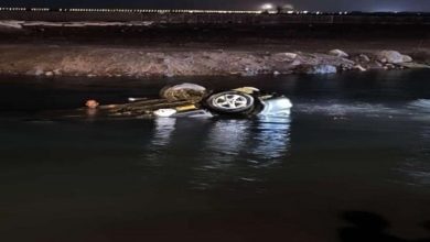 صورة سقوط سيارة في البحر بعدن اثر حادث مروع (صورة)