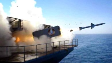 صورة اعتراض بالستي ومسيّرتين وتدمير منصة صواريخ حوثية في البحر الأحمر