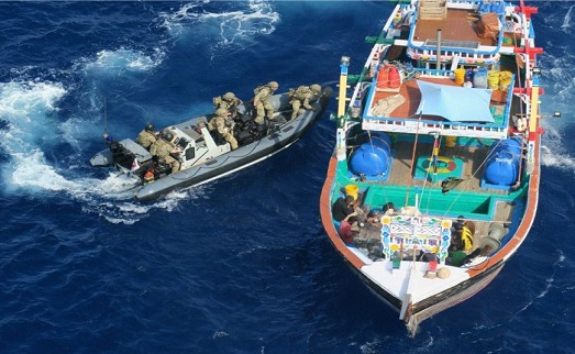 صورة قوات المهام المشتركة 150 تعلن مصادرة شحنتي مخدرات لـ”صالح الحوثيين” في بحر العرب