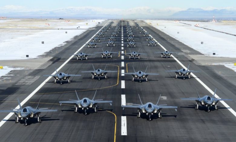 صورة عاجل: طائرات حربية امريكية أقلعت من قواعدها نحو اليمن وخليج عدن لضرب هذه الأهداف