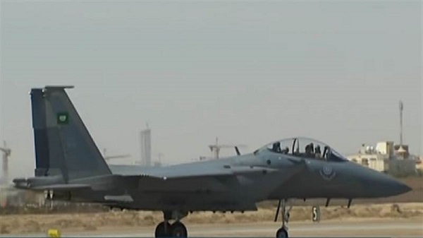 صورة السعودية تعلن سقوط طائرة عسكرية من نوع (ف -15 إس)