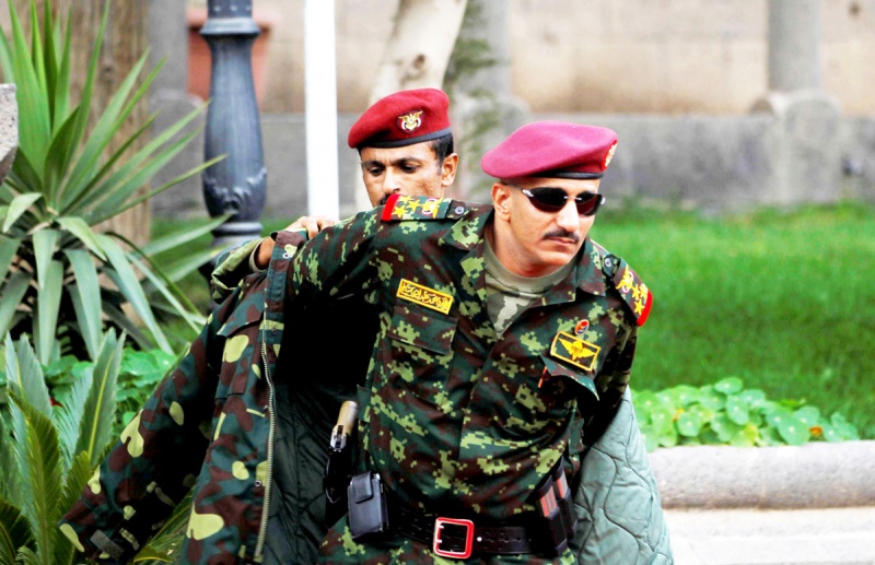 في حوار ساخن.. طارق صالح يكشف تفاصيل جديدة عن زيارته لروسيا وعلاقة أحمد علي ومقتل صالح وجزيرة ميون ودعوته للحوثي والتجربة الليبية