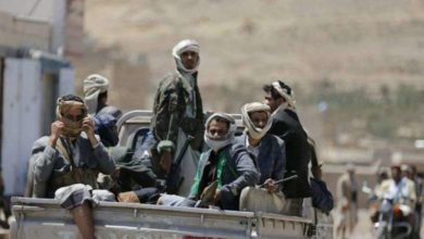 صورة مليشيا الحوثي تعترف بمقتل ثلاثة من مقاتليها يحملون رتبًا عسكرية