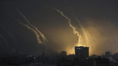 صورة الطائرات الإسرائيلية تواصل قصف مناطق واسعة بغزة