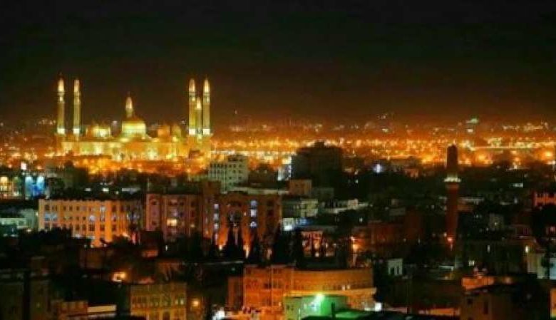 صورة جماعة الحوثي تبدأ بتقطيع كيبلات محطات الكهرباء في صنعاء