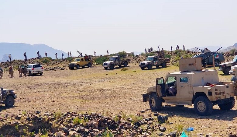 صورة السيناريوهات الموجعة للإخوان والتخندق وراء القبيلة.. تصعيد بالمحافظات المحررة لجعلها ساحة للنفوذ القطري والتركي