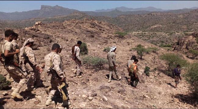 صورة الجيش يطوق مليشيا الحوثي من 3 جهات في جبهة كرش 