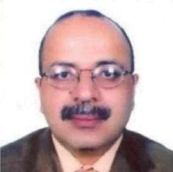 صورة مطالبات بالإفراج عن أستاذ جامعي اعتقلته ميليشيا الحوثي قبل 5 أشهر