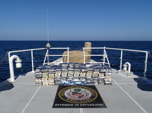 صورة (CMF) تصادر شحنة مخدرات ثانية بقيمة 8 ملايين دولار في بحر العرب