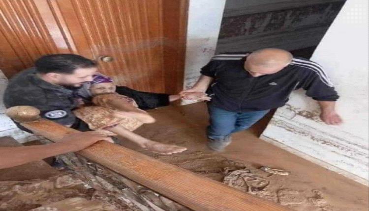 صورة ليبيا .. إنقاذ مسنة على قيد الحياة بعد ثلاث أيام من الإعصار