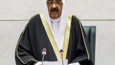 صورة الشيخ مشعل الأحمد يؤدي اليمين الدستورية أميراً للكويت