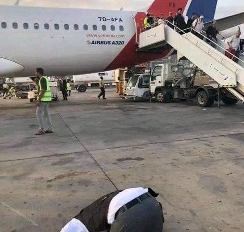 صورة تفاصيل موافقة الحكومة اليمنية على الجوازات الحوثية للسفر عبر مطار صنعاء ابتداء من هذا الموعد