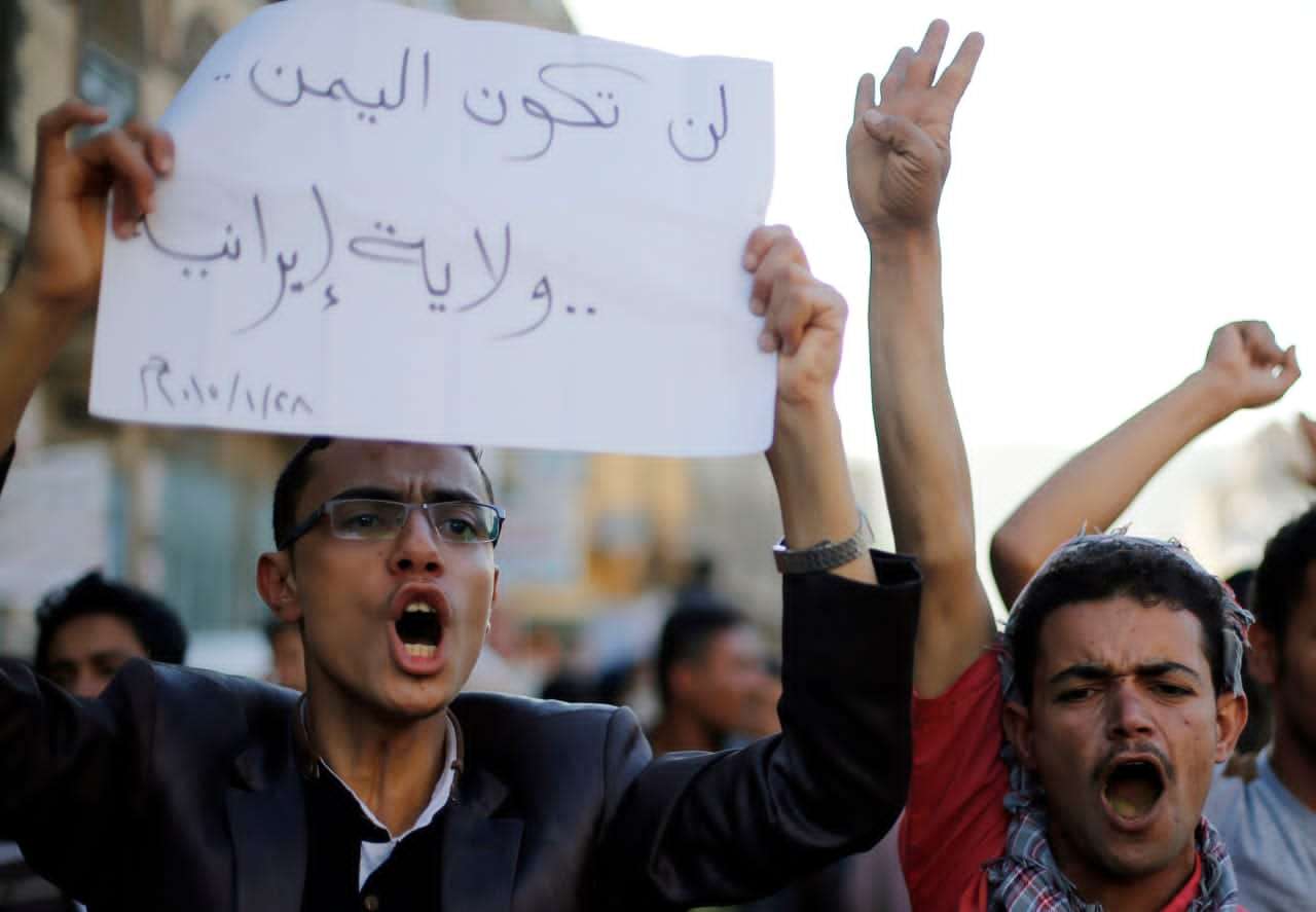 دعوات للتظاهر في العاصمة صنعاء احتجاجا على رفع أسعار الوقود