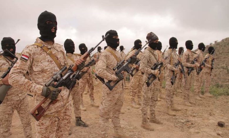 صورة الإخوان يحشدون قواتهم على مدخل عدن