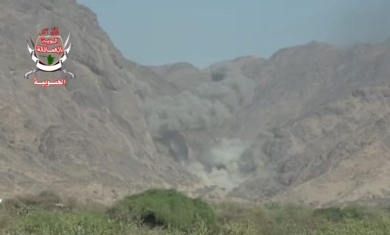 صورة مليشيات الحوثي تلجأ لهذه الطريقة لإعاقة زحف وتقدم العمالقة في مأرب “ماذا حدث؟”