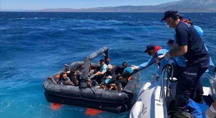 صورة بينهم يمنيين.. خفر السواحل التركي ينقذ  46 مهاجراً غير نظامي