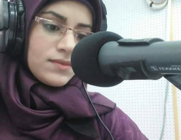 صورة مأرب.. موظف أممي يعتدي بالضرب المبرح على إعلامية وشقيقها بعد فضحه باختلاس 90 مليون