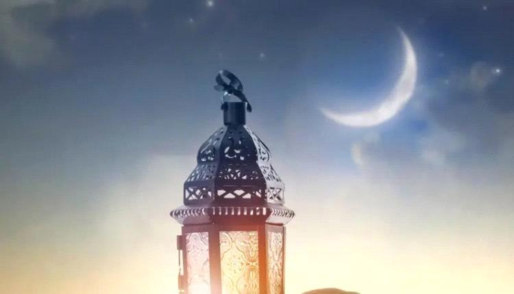 صورة فلكي يحدد موعد أول أيام شهر رمضان في اليمن