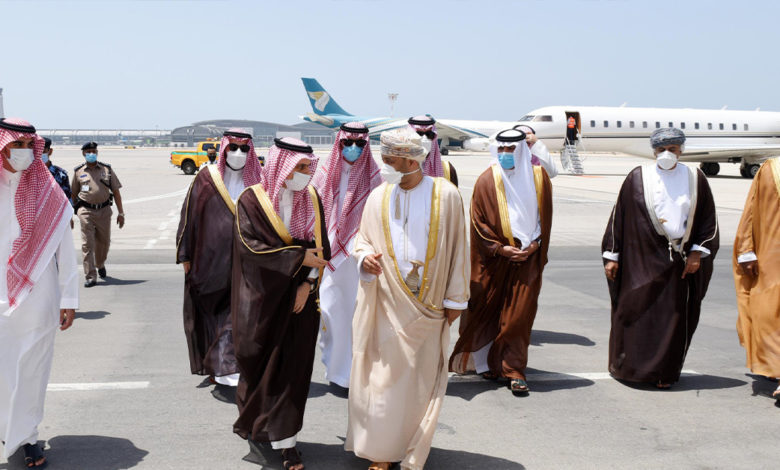 صورة وكالة عالمية تكشف تفاصيل الاتفاق الجديد بين السعودية والحوثيين بضمانات عمان