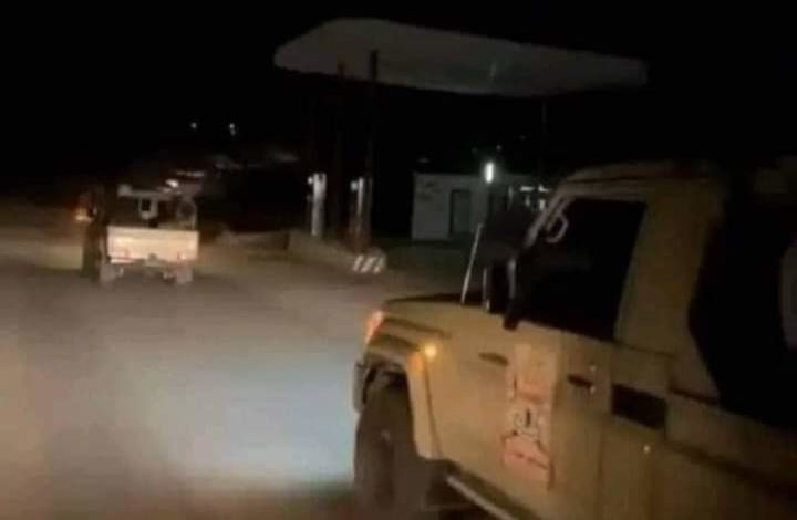 صورة عاجل: شبوة على صفيح ساخن وانفجار حرب طاحنة في عتق الآن وسقوط قتلى وجرحى